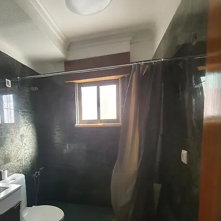 Emanuel's Bed & Breakfast Canecas